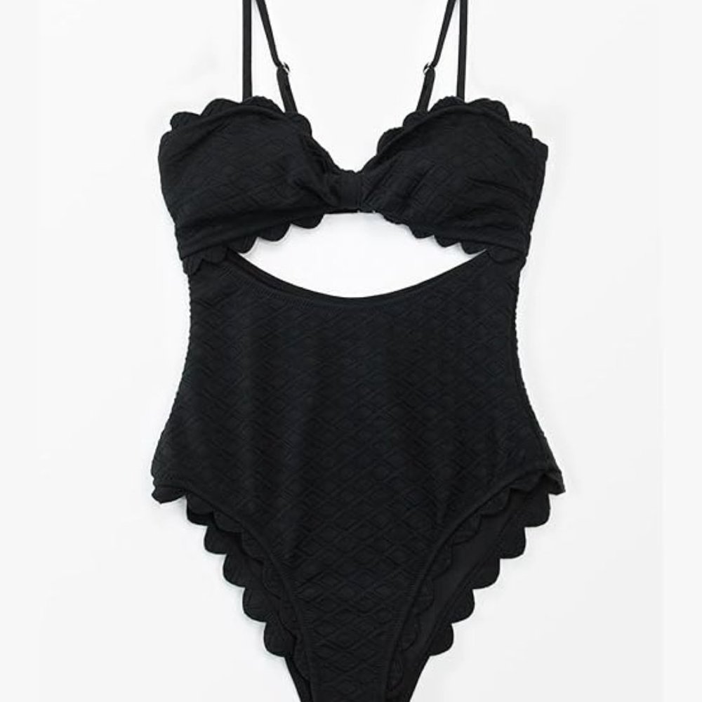 CUPSHE Women's One Piece Swimsuit Dize L Black Cutout Scallop Trim Bathing Suit - Picture 2 of 4